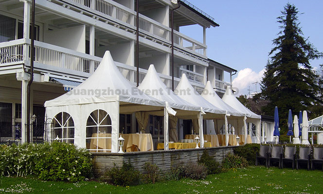 Bianco di lusso di stile della pagoda della tenda della tenda foranea di pop-up della pagoda per il campeggio della famiglia