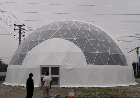 Porcellana A forma di rotondo resistente/impermeabile UV della tenda di riparo della cupola con il PVC ha ricoperto il tessuto della copertura fornitore