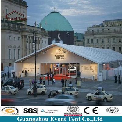 Porcellana Bianchi tenda resistente su ordinazione dell'acqua delle tende di evento di 30m x di 20 per la mostra dell'esposizione automatica fornitore