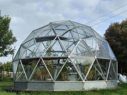Porcellana Grande tenda geodetica di vetro all'aperto commerciale della cupola per la serra fornitore